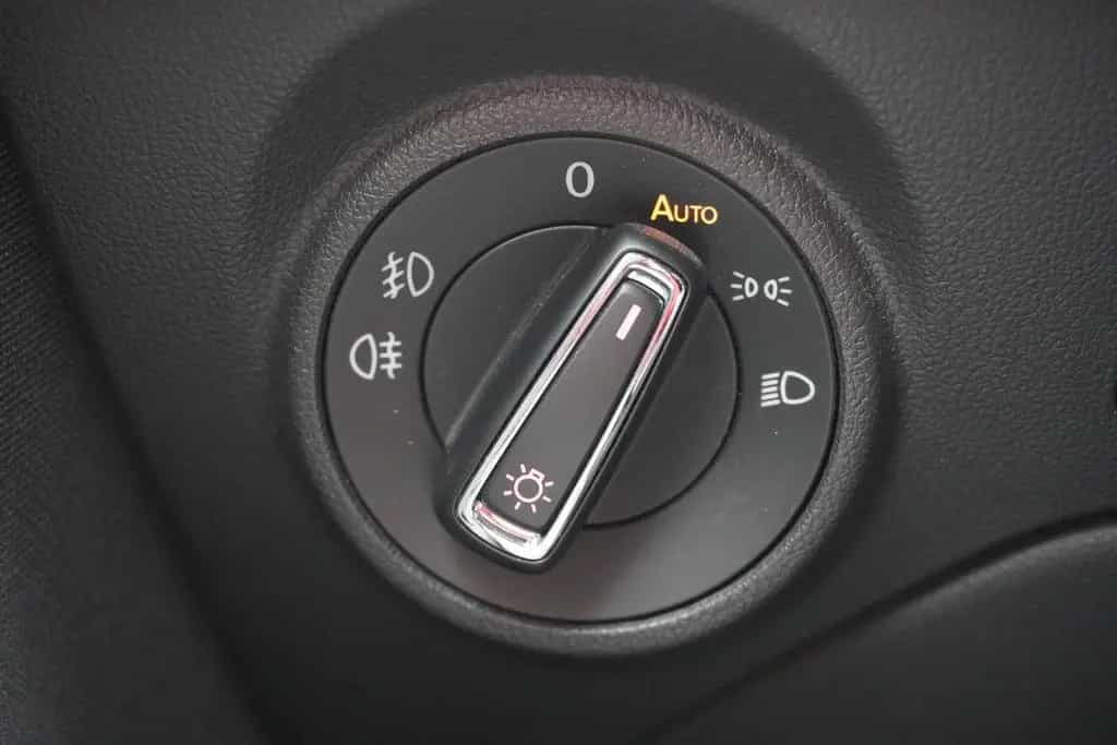 Seat Leon 1.4 TSI Xcellence LED Klima SHZ Navi Sound 06/2017-photo-24