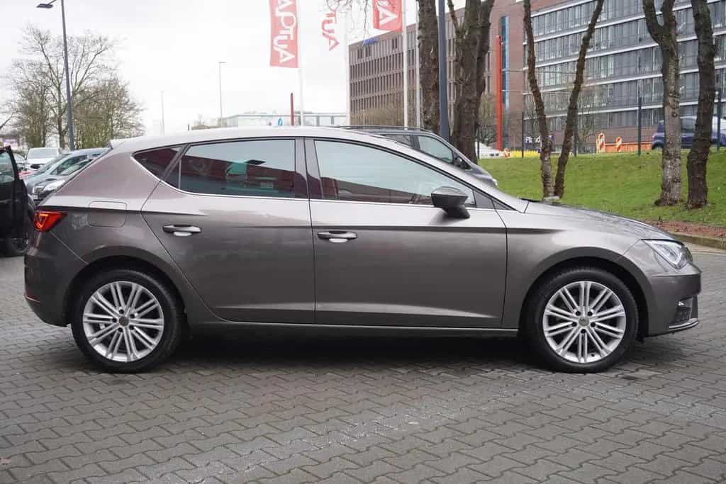 Seat Leon 1.4 TSI Xcellence LED Klima SHZ Navi Sound 06/2017-photo-4