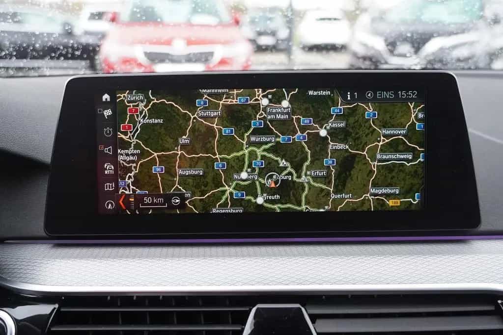 BMW 5 Series 530i M Sport Aut. Klimaaut. LED Navi Sitzheizung 05/2018-photo-11