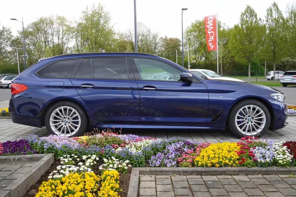 BMW 5 Series 530i M Sport Aut. Klimaaut. LED Navi Sitzheizung 05/2018-photo-4