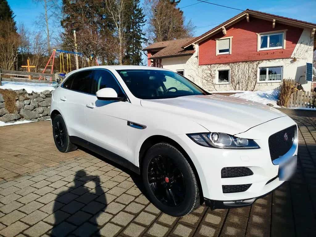 Jaguar F Pace Allrad 08/2017-photo-0
