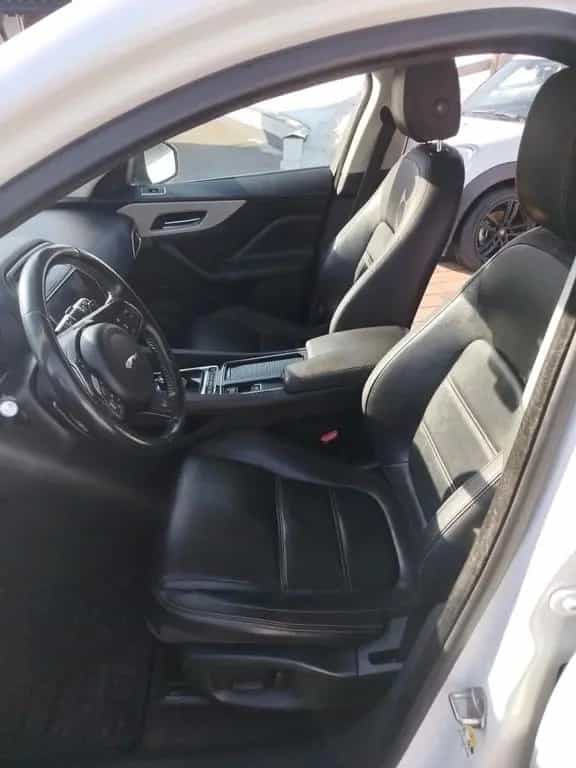 Jaguar F Pace Allrad 08/2017-photo-3