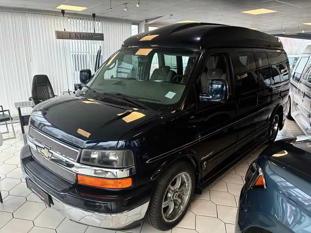 GMC Savana 5,3l V8 Explorer Limited 08/2012-photo-0
