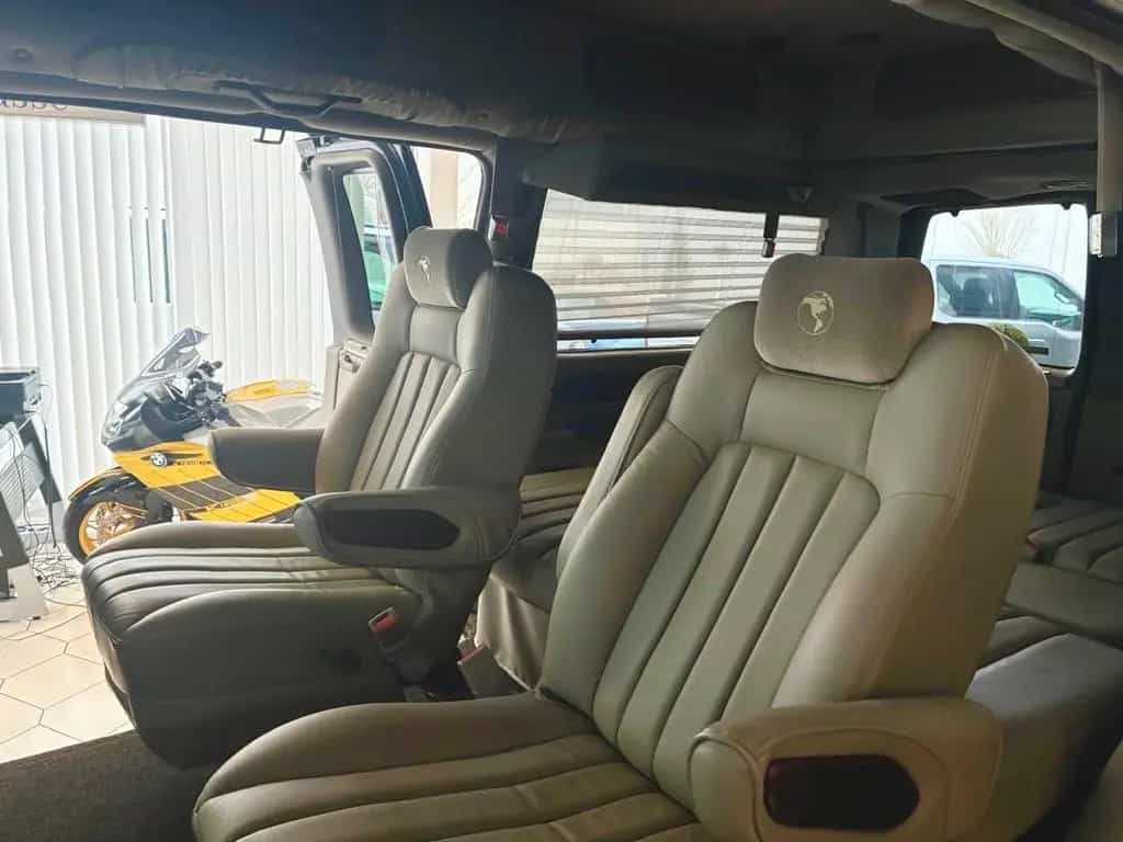 GMC Savana 5,3l V8 Explorer Limited 08/2012-photo-3