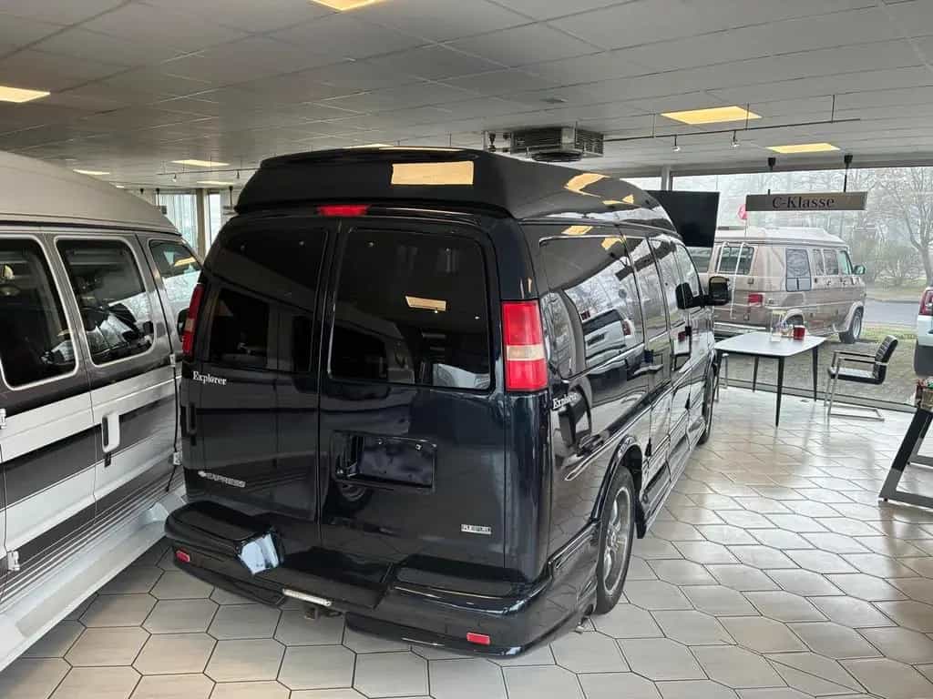 GMC Savana 5,3l V8 Explorer Limited 08/2012-photo-8