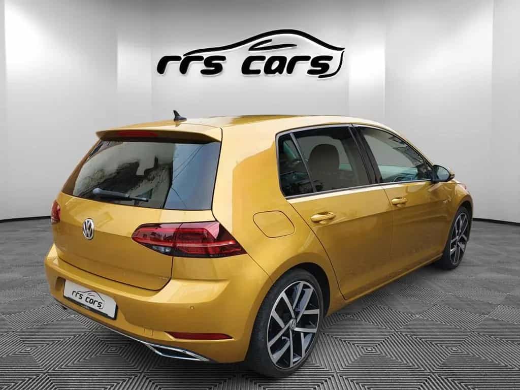 Volkswagen Golf VII Highline BMT*LED*Pano*ACC*Virtual*Blind 04/2017-photo-1