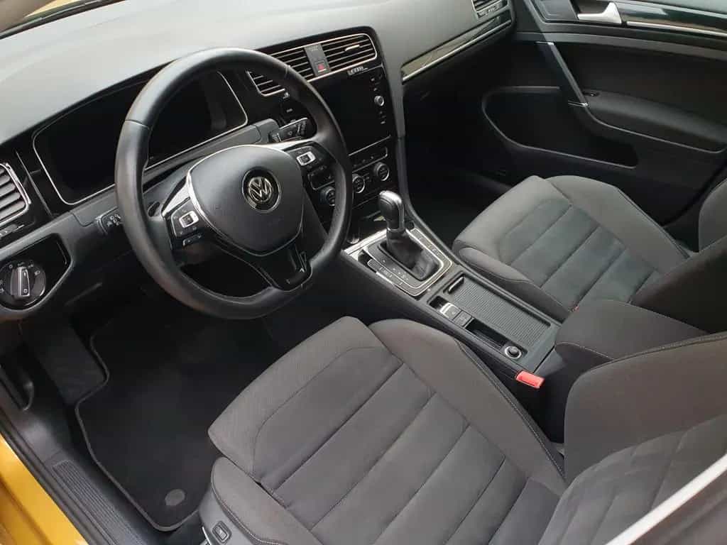 Volkswagen Golf VII Highline BMT*LED*Pano*ACC*Virtual*Blind 04/2017-photo-8