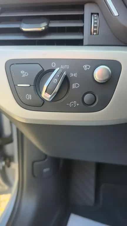 Audi A4 Avant 40 TDI basis 02/2022-photo-11