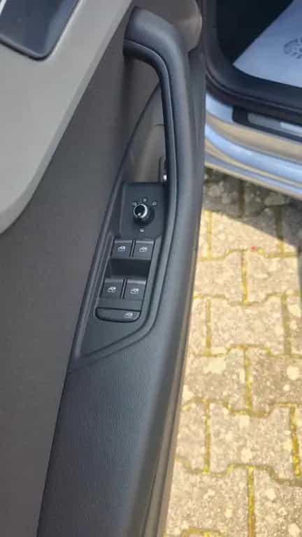 Audi A4 Avant 40 TDI basis 02/2022-photo-12