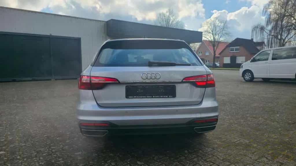 Audi A4 Avant 40 TDI basis 02/2022-photo-4