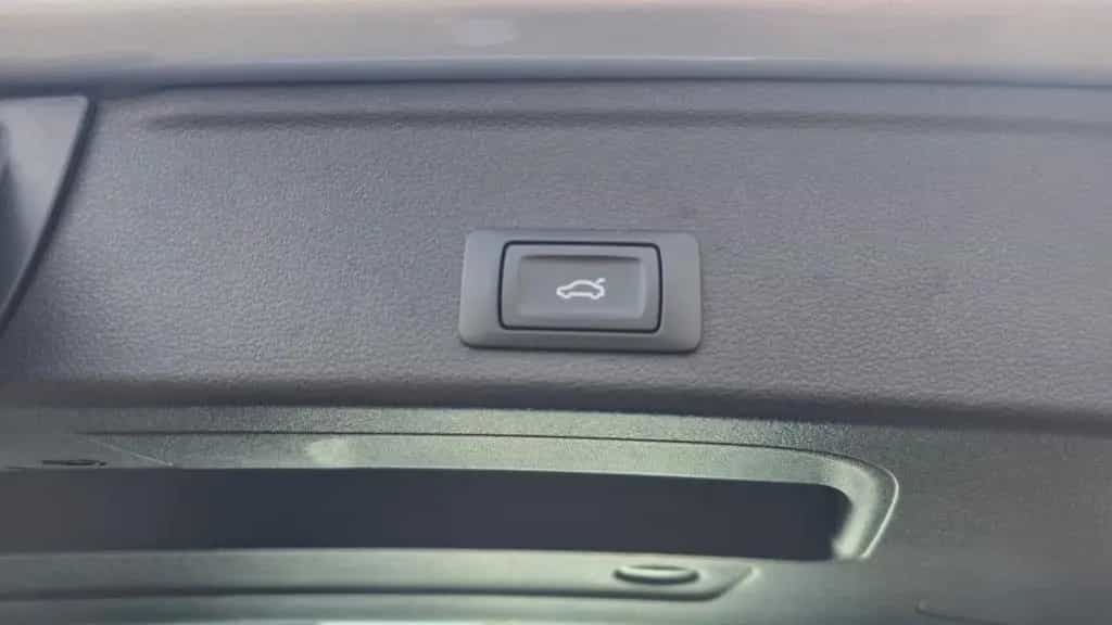 Audi A4 Avant 40 TDI basis 02/2022-photo-7