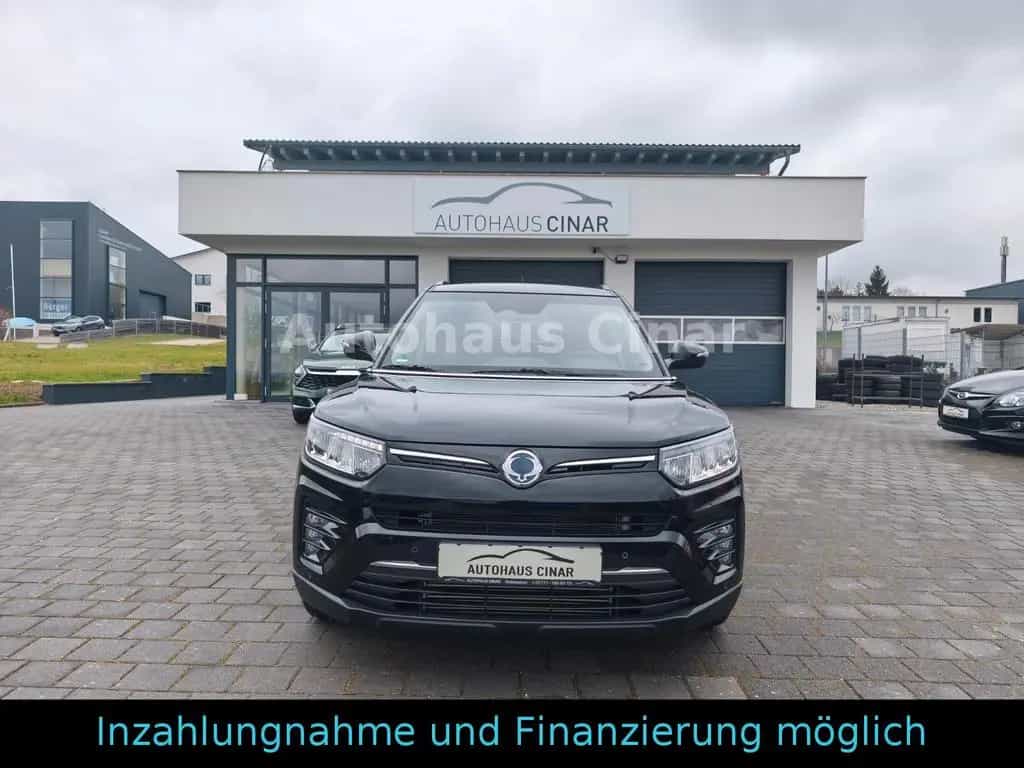 Ssangyong Tivoli 1.5T-GDi Blackline*Navi*Kamera*Leder*LED* 08/2023-photo-1