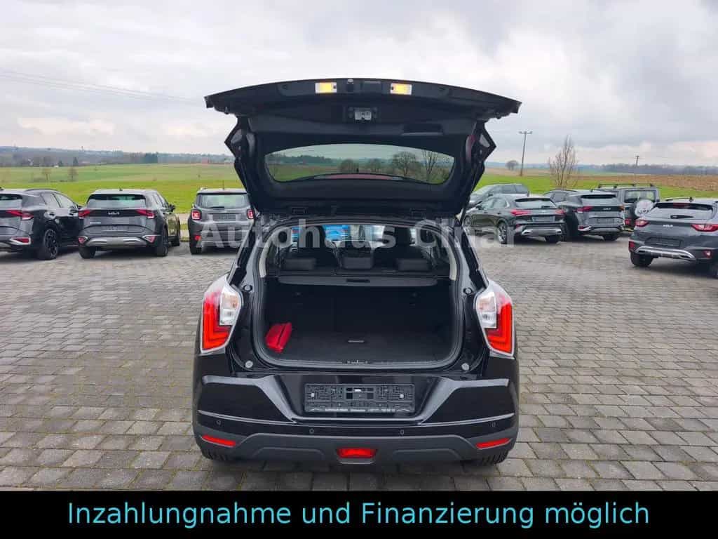 Ssangyong Tivoli 1.5T-GDi Blackline*Navi*Kamera*Leder*LED* 08/2023-photo-10