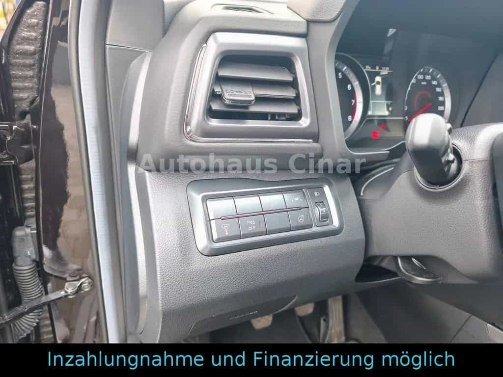 Ssangyong Tivoli 1.5T-GDi Blackline*Navi*Kamera*Leder*LED* 08/2023-photo-13