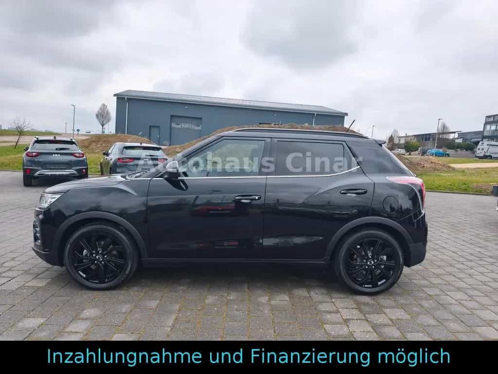 Ssangyong Tivoli 1.5T-GDi Blackline*Navi*Kamera*Leder*LED* 08/2023-photo-3