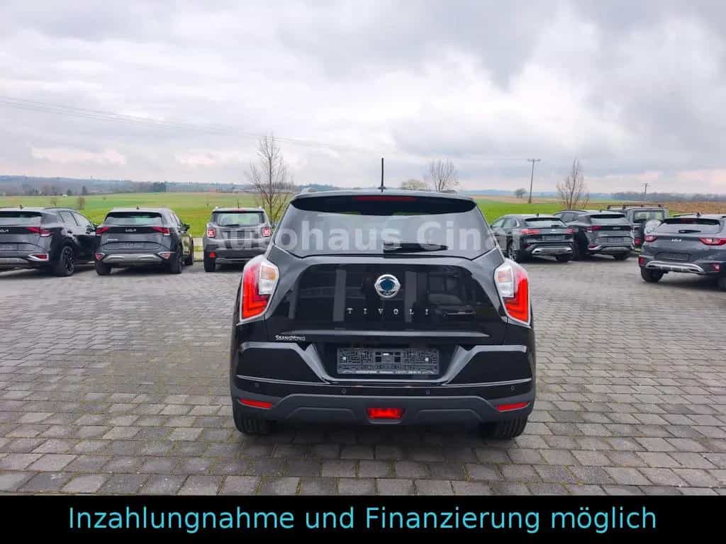 Ssangyong Tivoli 1.5T-GDi Blackline*Navi*Kamera*Leder*LED* 08/2023-photo-5
