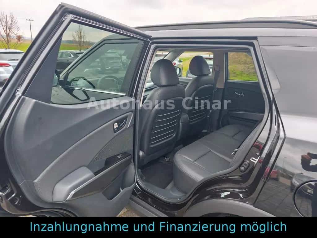 Ssangyong Tivoli 1.5T-GDi Blackline*Navi*Kamera*Leder*LED* 08/2023-photo-9