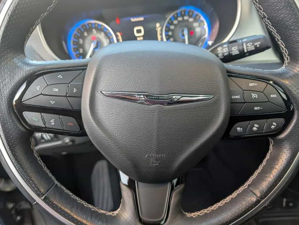 Chrysler Pacifica Limited S/360°/Navi/AHK/Unfallfrei!!! 02/2018-photo-3