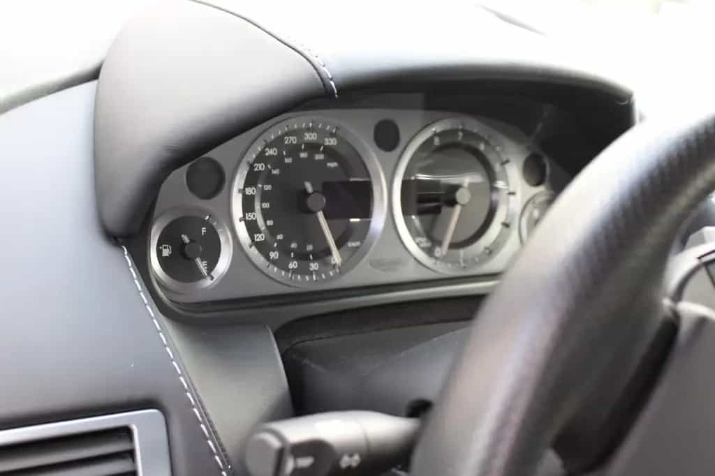 Aston Martin V8 Vantage 4.3l - 11/2006-photo-4