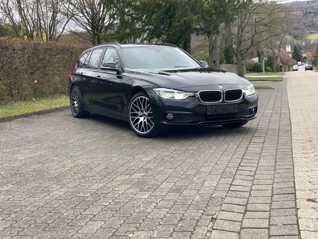 BMW 3 Series 01/2018-photo-0