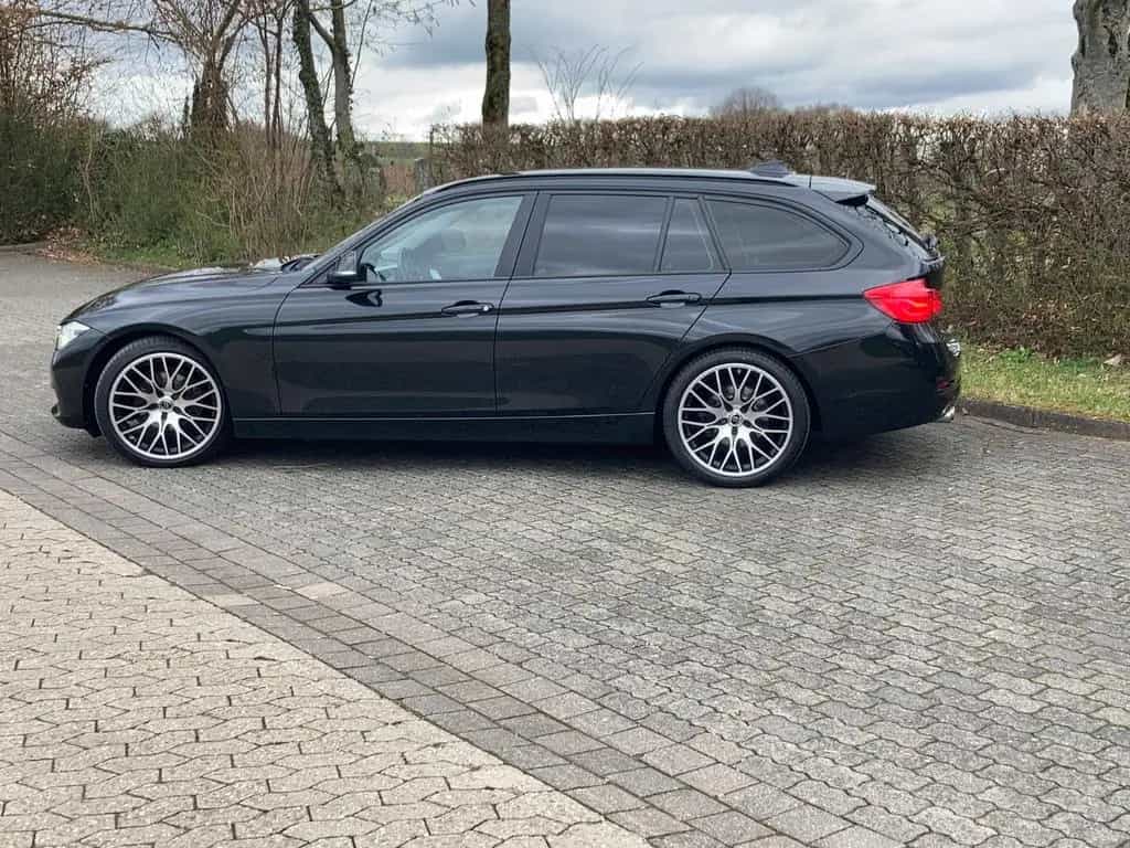 BMW 3 Series 01/2018-photo-1