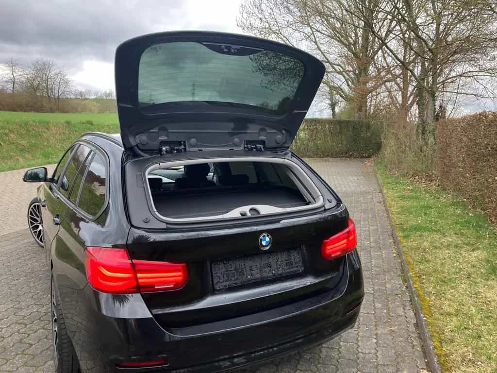BMW 3 Series 01/2018-photo-11