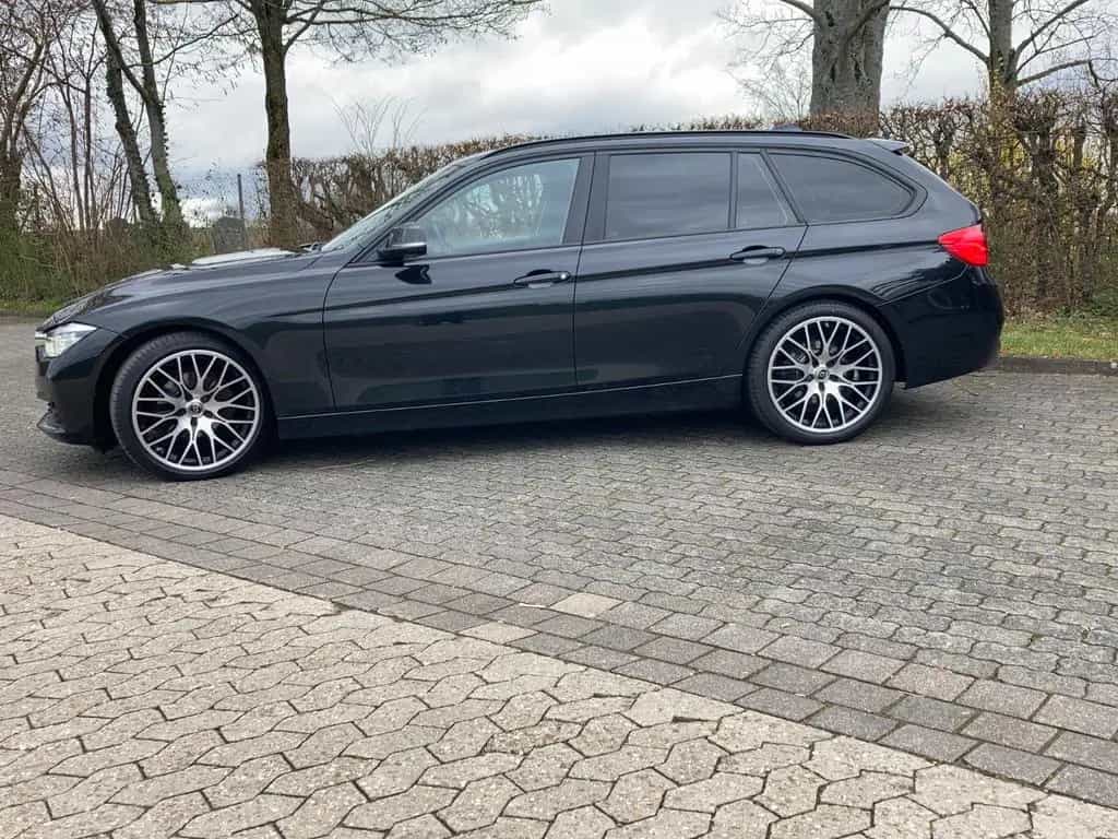 BMW 3 Series 01/2018-photo-2