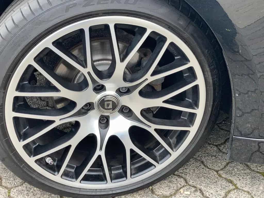 BMW 3 Series 01/2018-photo-21