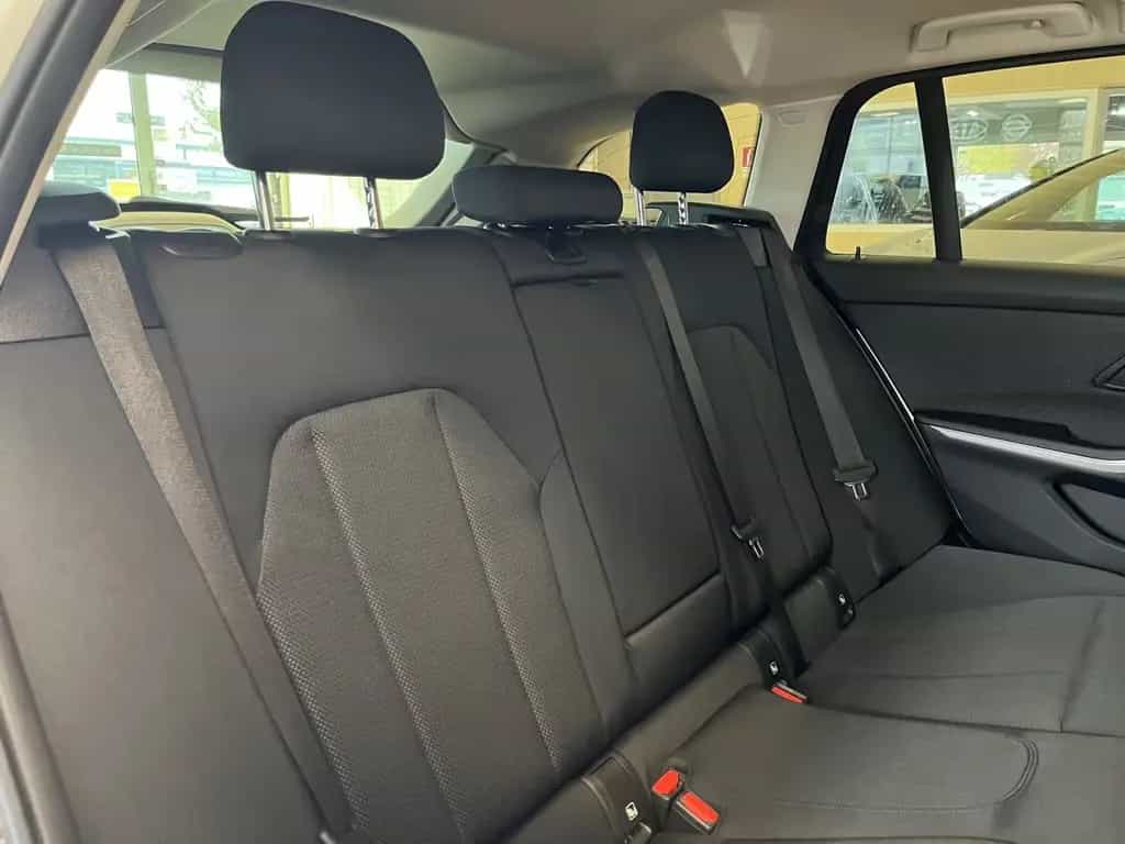 BMW 318 Pano*Dig.Cockpit*Tempomat*SHZ*Bluetooth*LED 10/2021-photo-18
