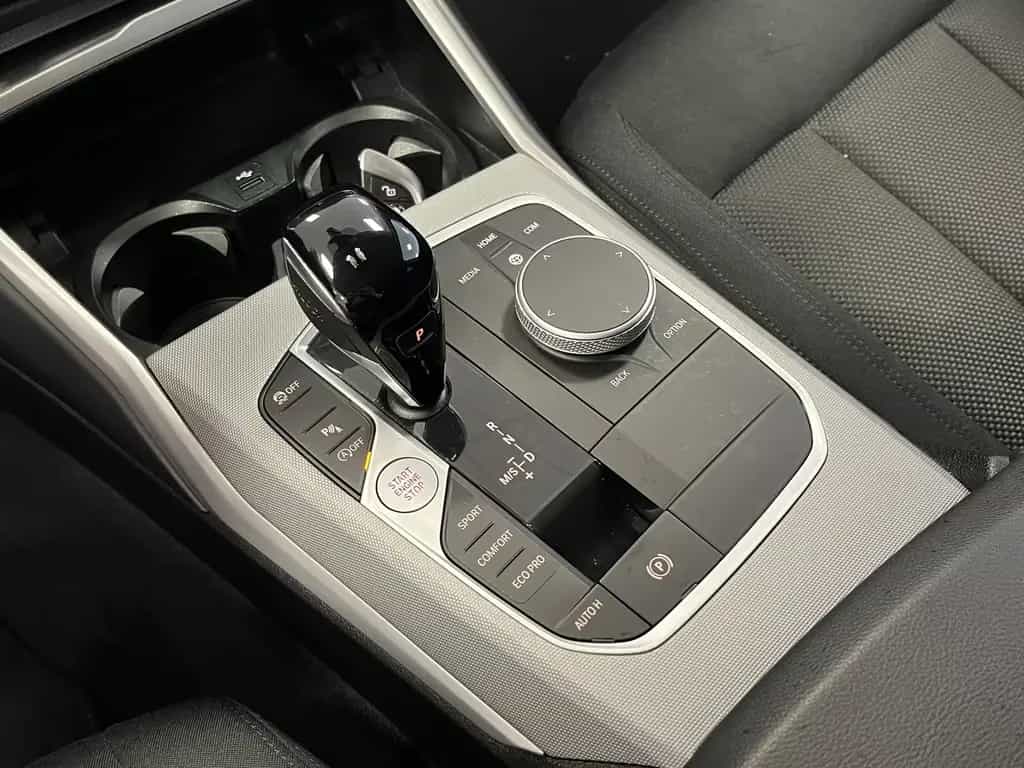 BMW 318 Pano*Dig.Cockpit*Tempomat*SHZ*Bluetooth*LED 10/2021-photo-24