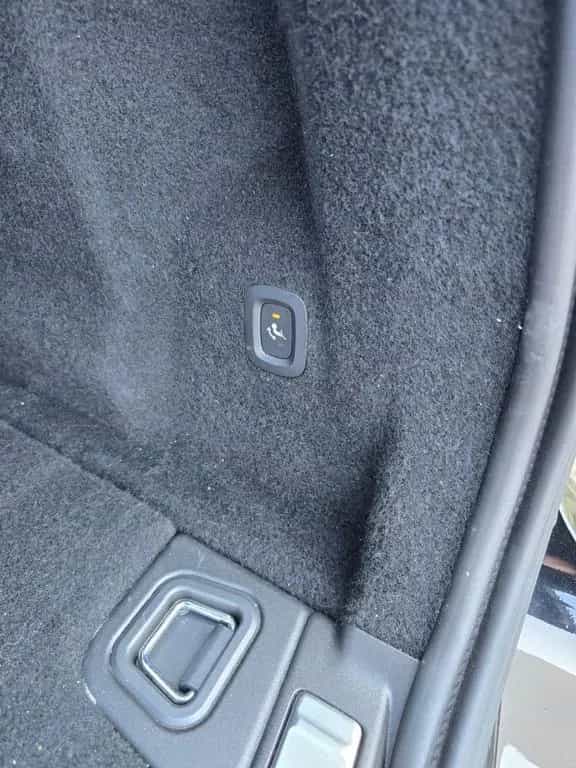 Volvo XC60 XC 60  B4 Autom. Navi AHK SHZ Kamera LED Driver 10/2022-photo-15