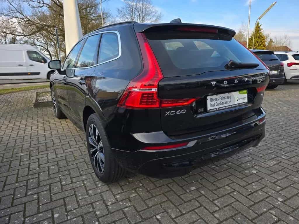 Volvo XC60 XC 60  B4 Autom. Navi AHK SHZ Kamera LED Driver 10/2022-photo-2