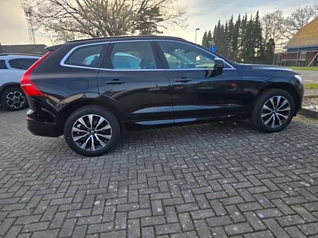 Volvo XC60 XC 60  B4 Autom. Navi AHK SHZ Kamera LED Driver 10/2022-photo-6
