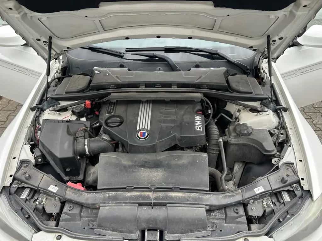 ALPINA D3 2,0 Bi-Turbo SWITCH-TRONIC - 02/2010-photo-12