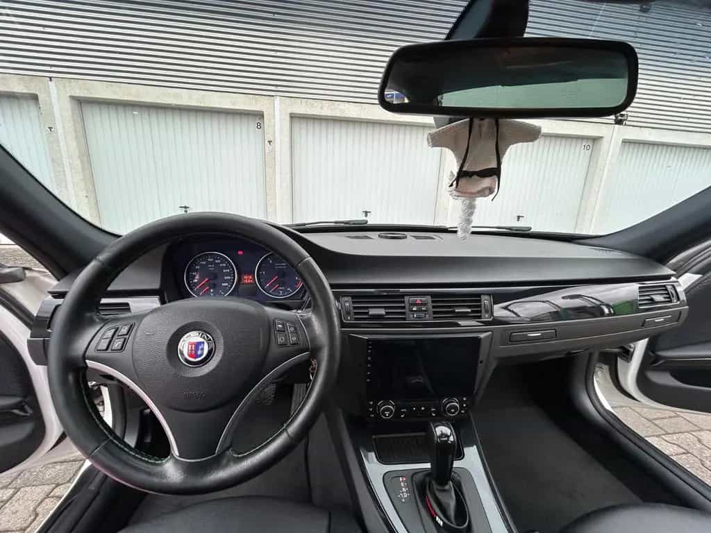 ALPINA D3 2,0 Bi-Turbo SWITCH-TRONIC - 02/2010-photo-9