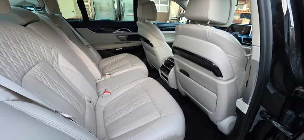 BMW 7 Series 730d xDrive - 06/2018-photo-12