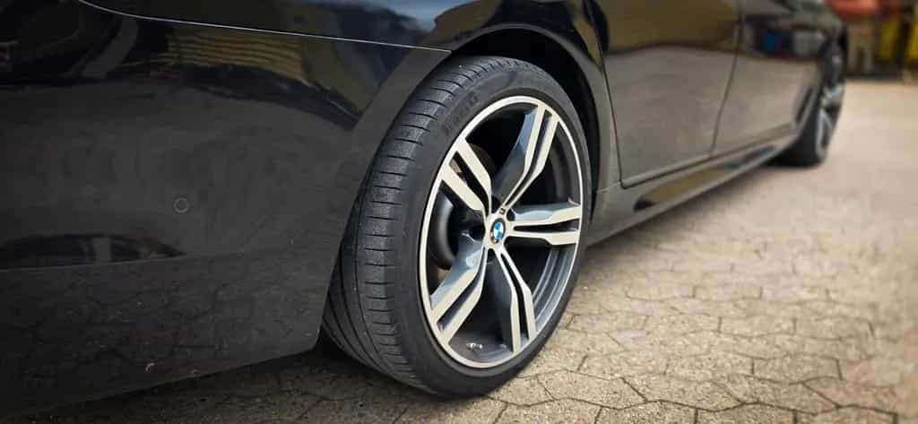 BMW 7 Series 730d xDrive - 06/2018-photo-5