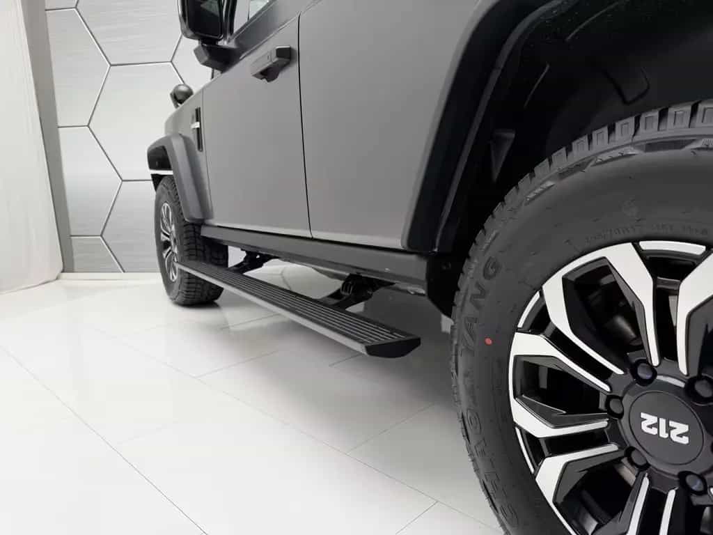 BAW 212 Offroader LED Seilwinde Leder 2.0 Automatik null-photo-13
