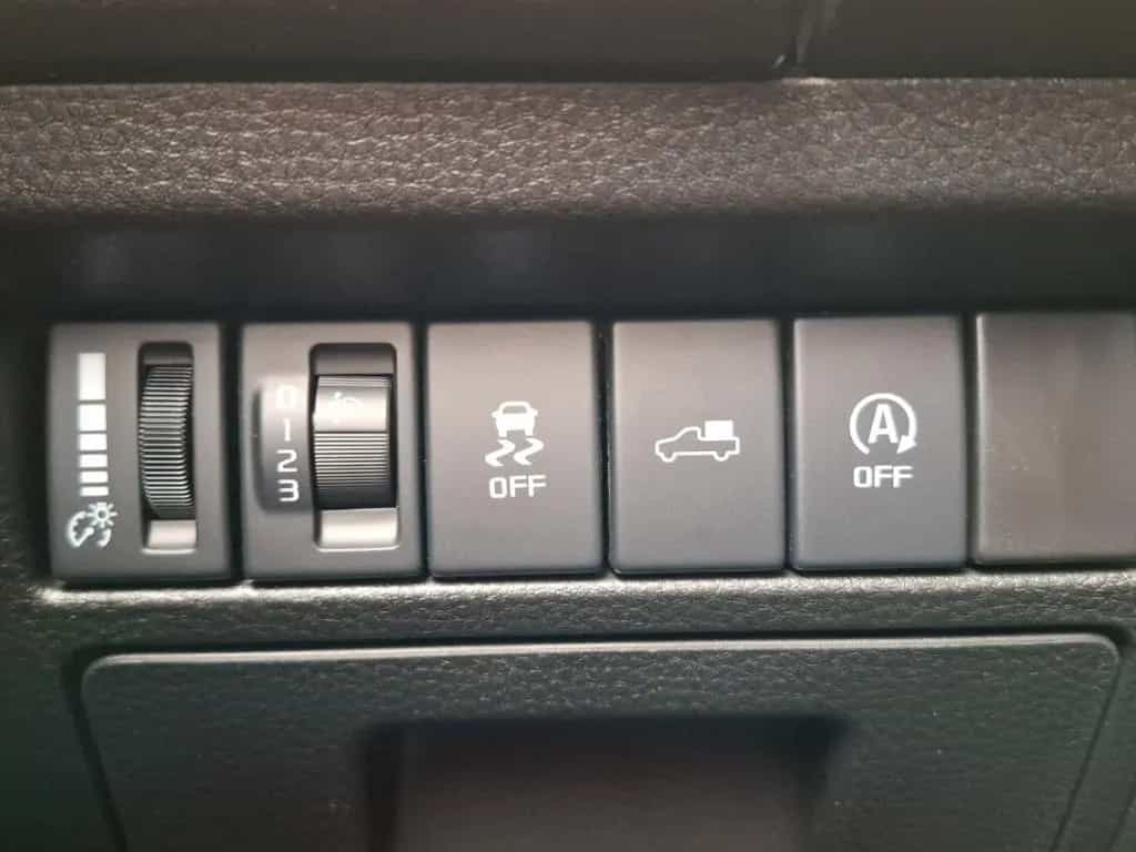 Isuzu D-Max 1.9 TD Double Cab LSE 4X4 163PS 6-AT 5 Jah 02/2026-photo-33