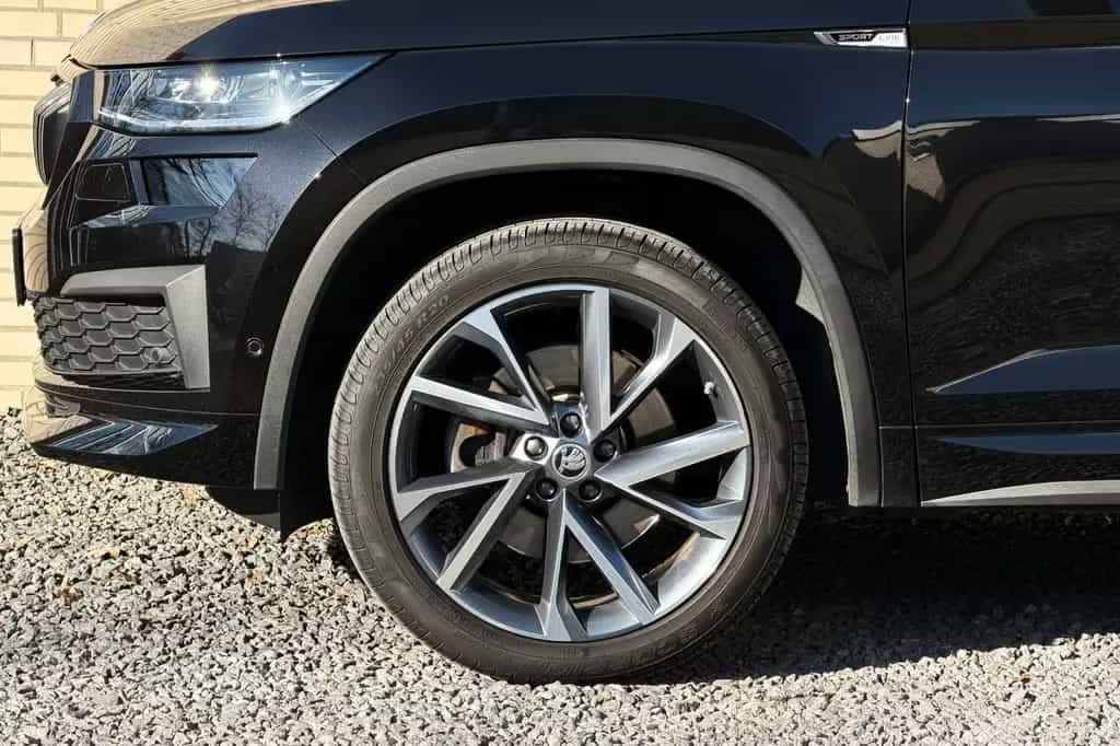 Skoda Kodiaq Sportline 4x4 Pano 360Cam Standheiz. AHK 07/2022-photo-8