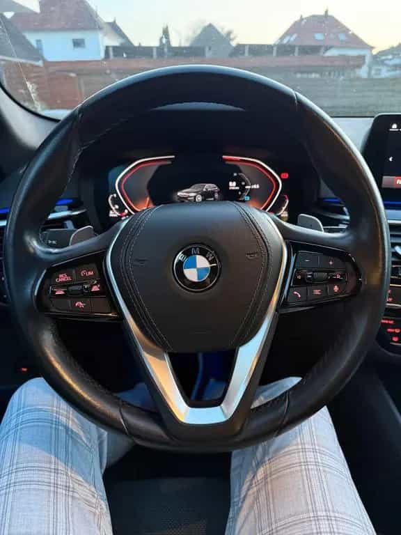 BMW 5 Series 520 d xdrive virtuell Display 09/2020-photo-4