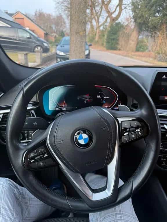 BMW 5 Series 520 d xdrive virtuell Display 09/2020-photo-7