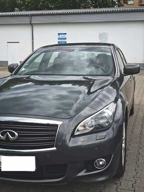 Infiniti Q70 Hybrid V6 35h Vollaussatung 01/2015-photo-0