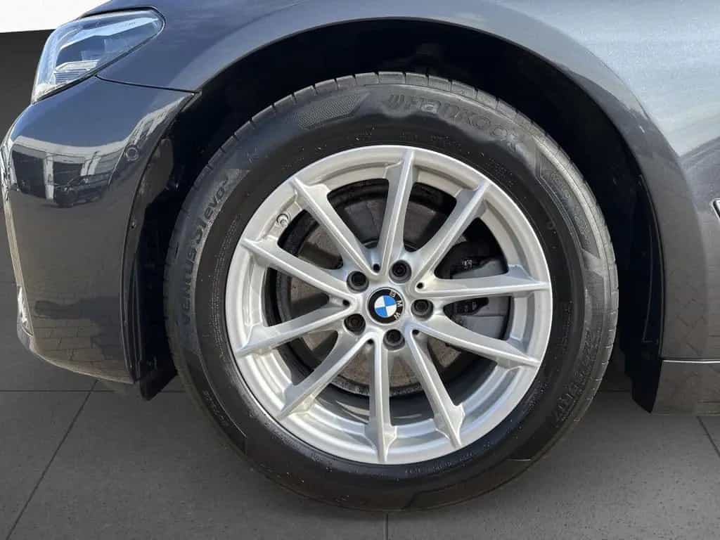 BMW 520 d Touring Aut. Pano,DAPro,HuD,ParkAss,LiCoPro 02/2022-photo-16