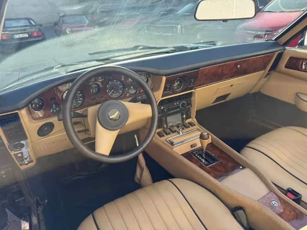 Aston Martin V8 Vantage 12/1986-photo-13