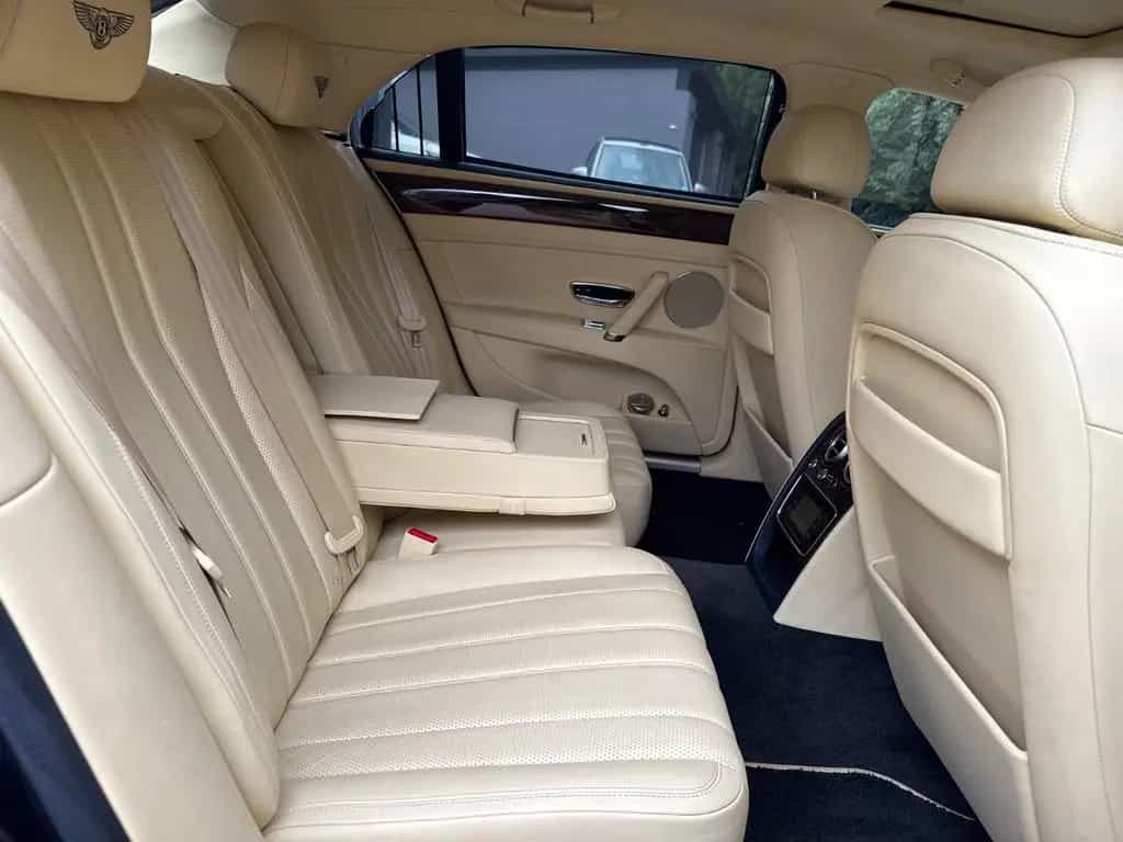 Bentley Continental Flying Spur 4.0 V8 Service Neu 07/2015-photo-24