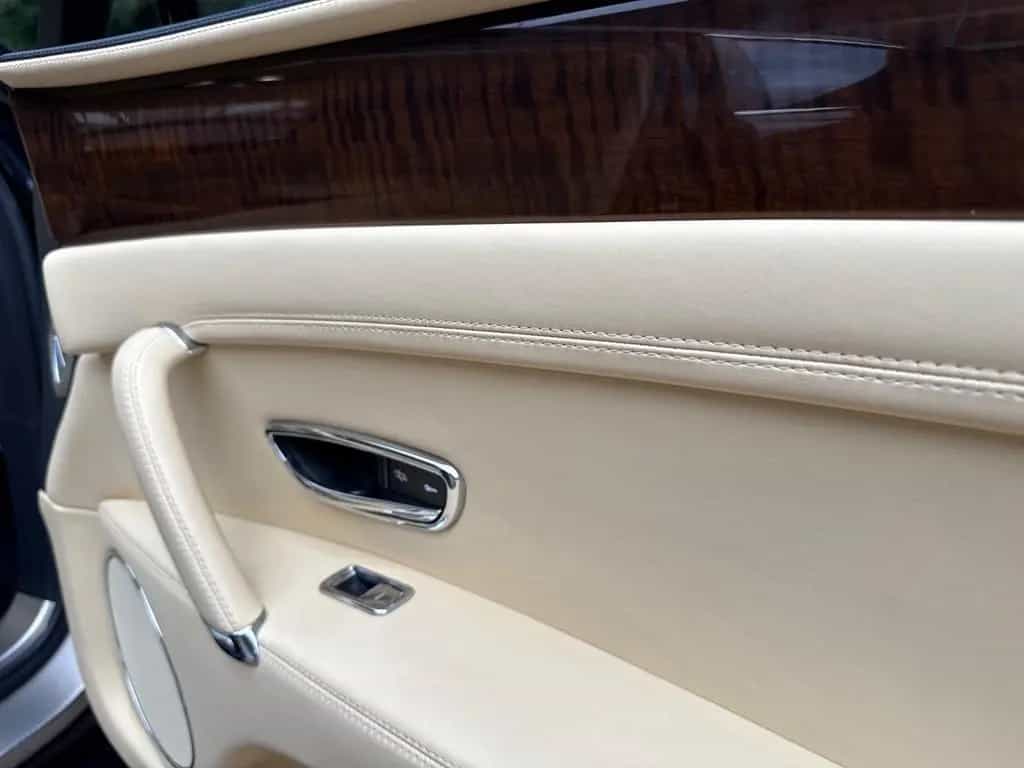 Bentley Continental Flying Spur 4.0 V8 Service Neu 07/2015-photo-26