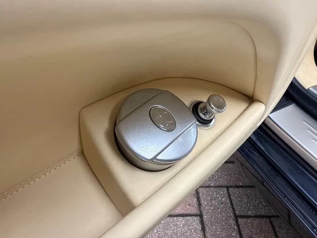 Bentley Continental Flying Spur 4.0 V8 Service Neu 07/2015-photo-36