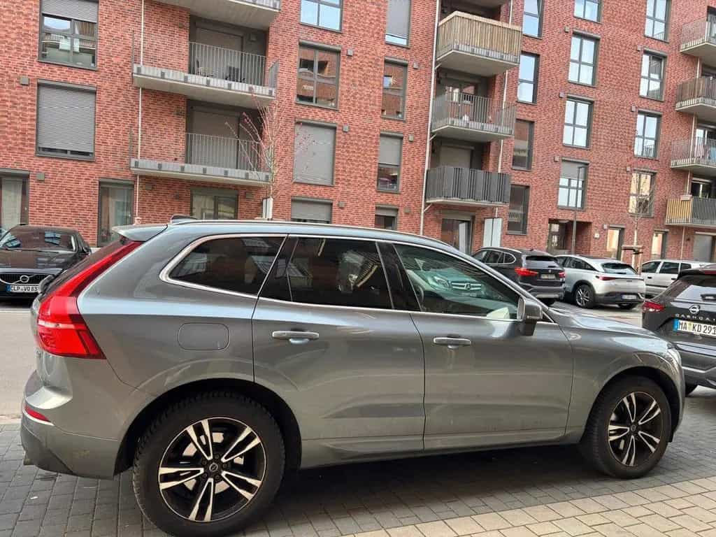 Volvo XC60 B4 D Momentum Pro Geartronic Momentum Pro 11/2020-photo-1