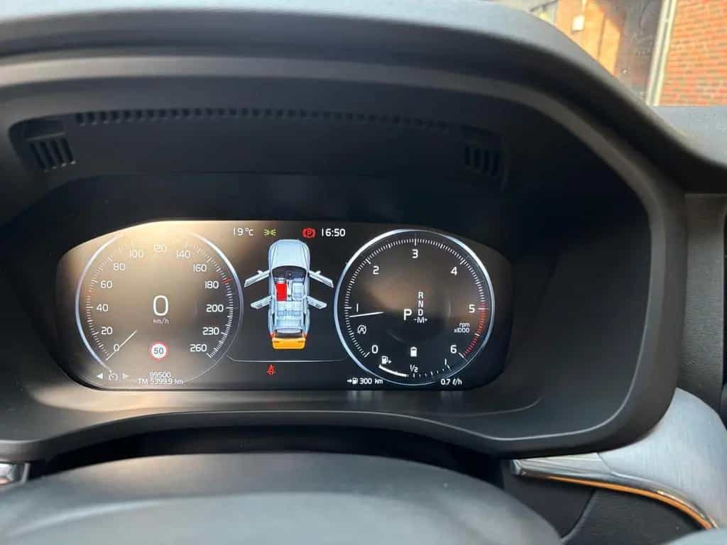 Volvo XC60 B4 D Momentum Pro Geartronic Momentum Pro 11/2020-photo-4